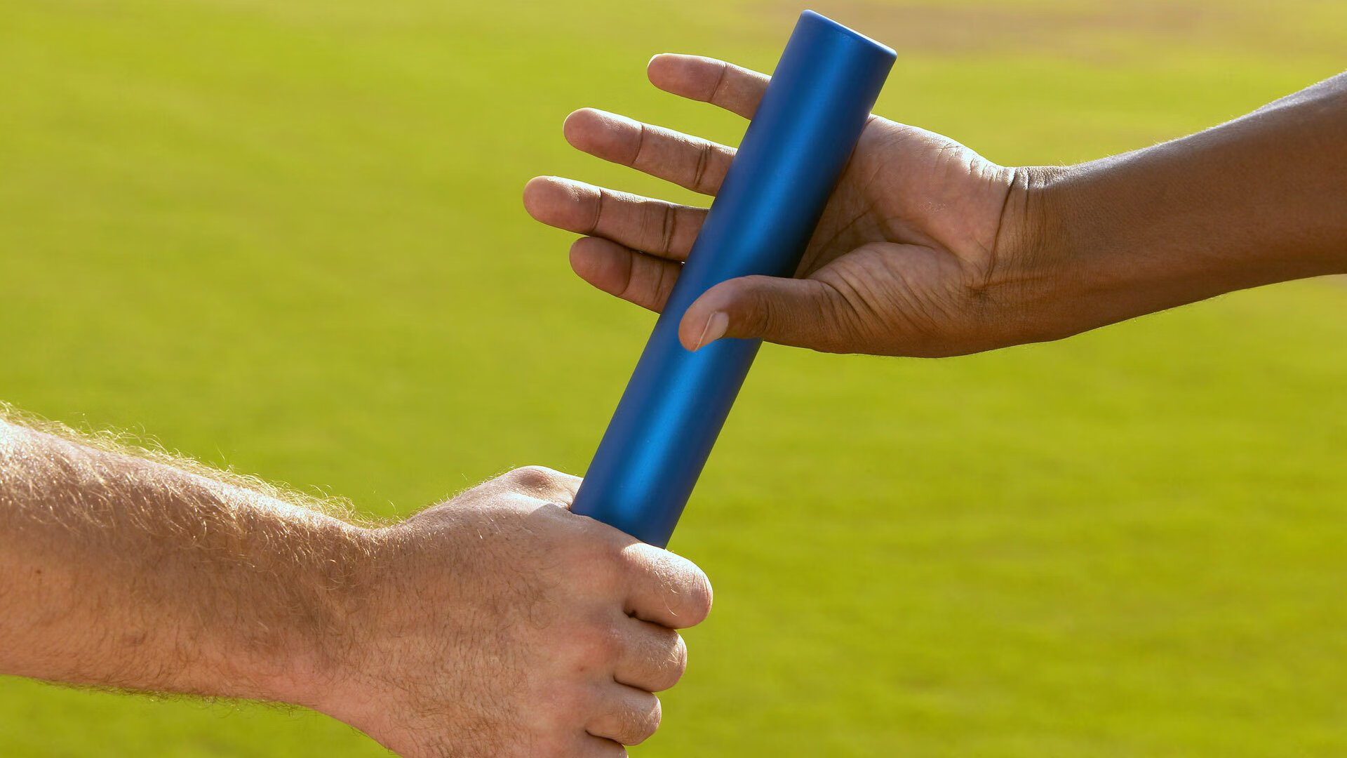 命运齿轮同步转动，当英超演逆转史诗，浓眉轰出无双之夜