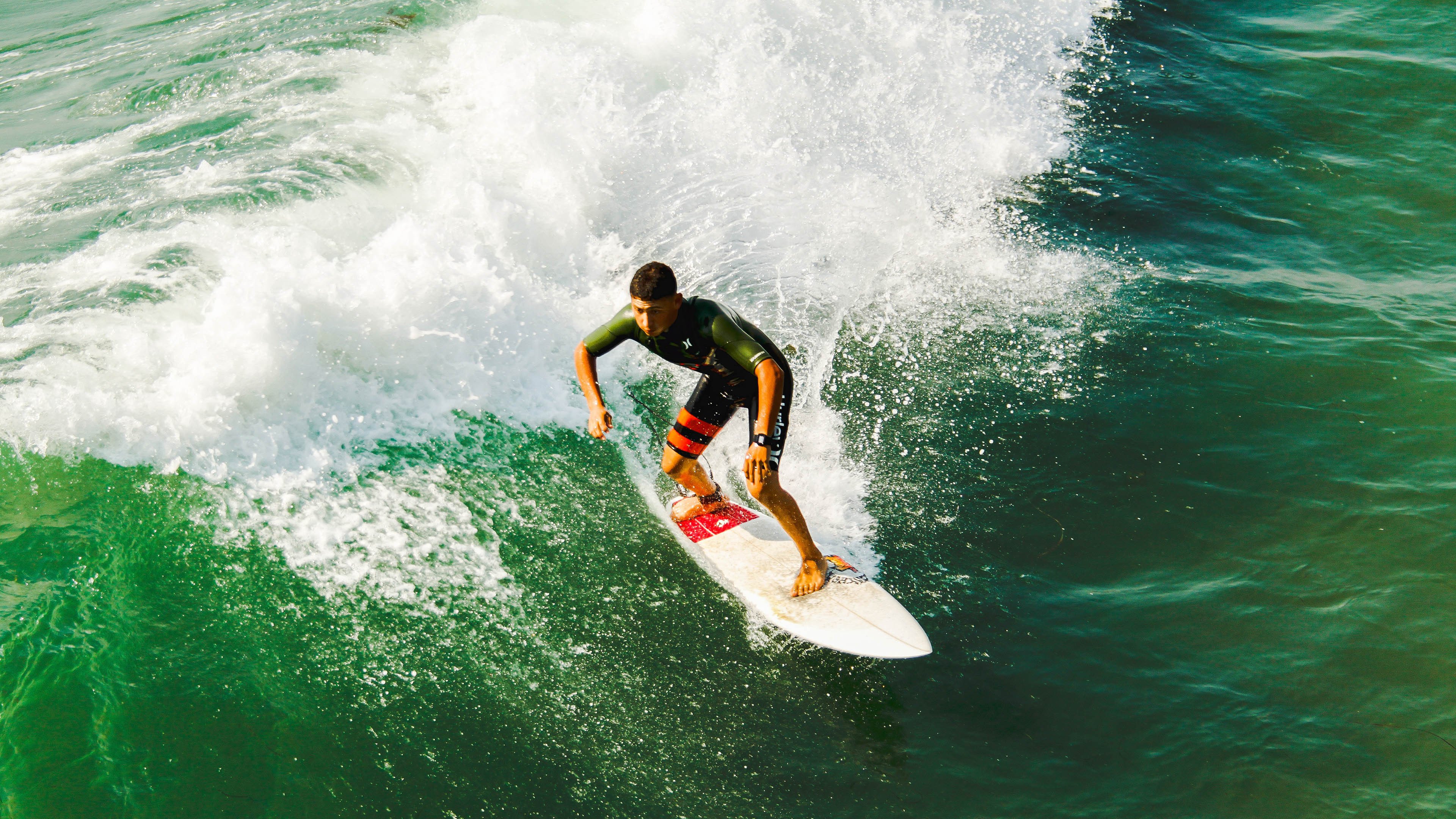 开云APP-班凯罗末节19分导演惊天逆转！浙江窒息防守让公牛尝到东方力量