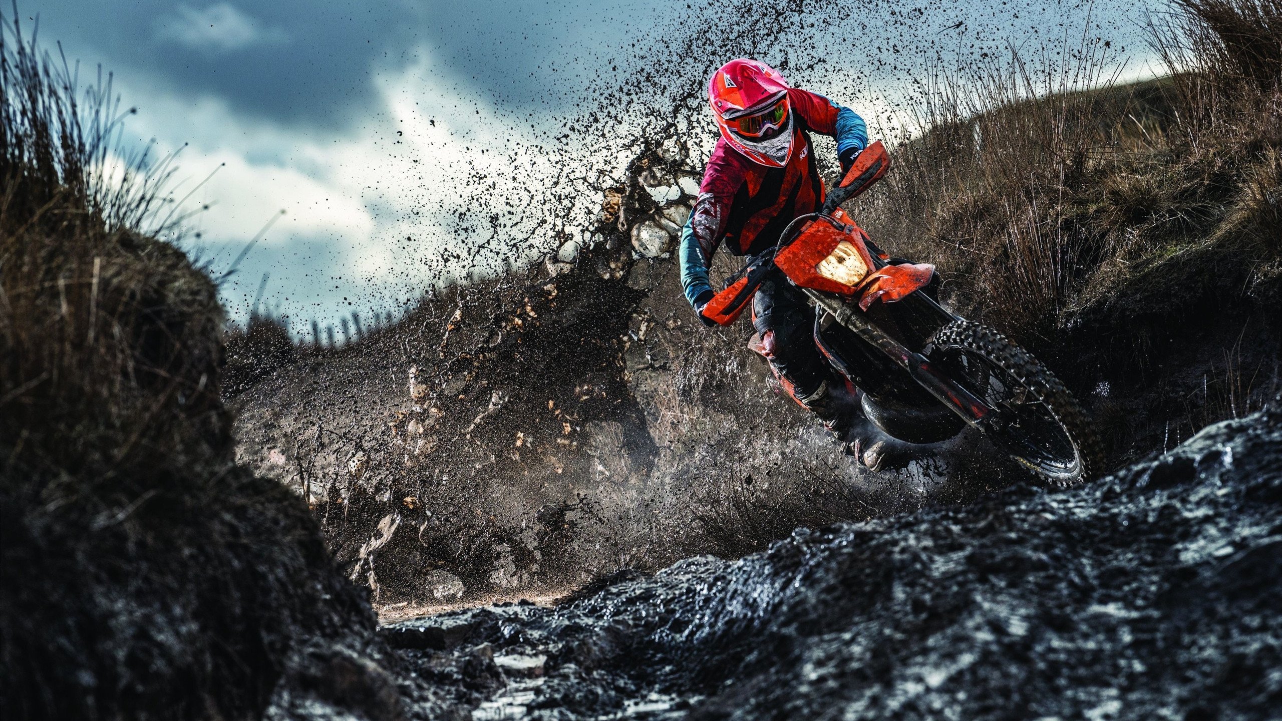 布克化身攻防转换引擎！太阳爵士一战，看他如何用变速器思维撕碎防线